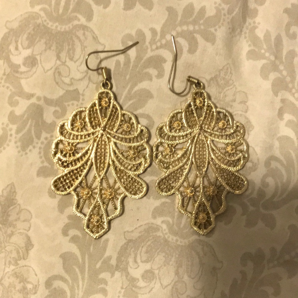 Gold lace earrings